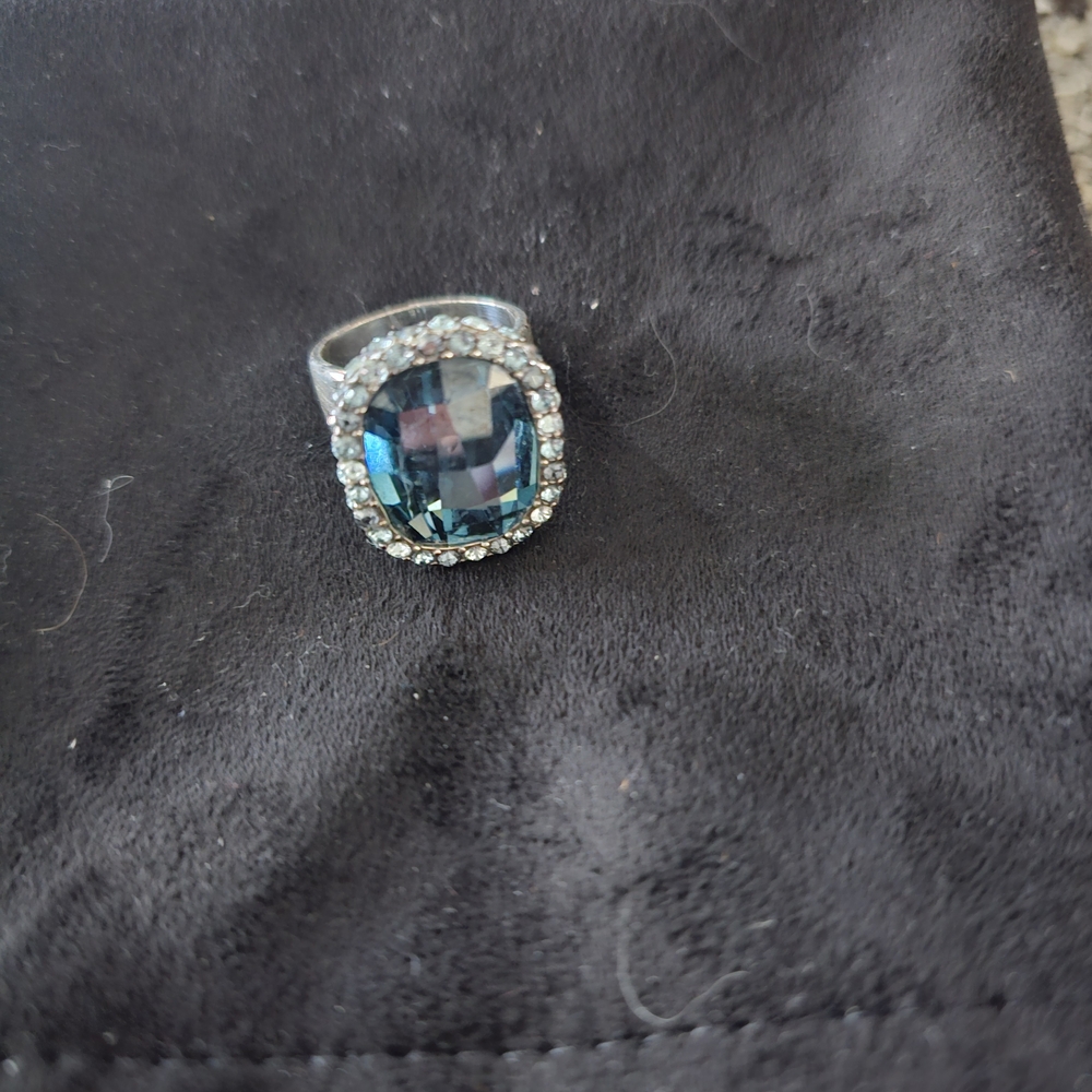 Sophisticated Silver Ring with Blue Gemstone